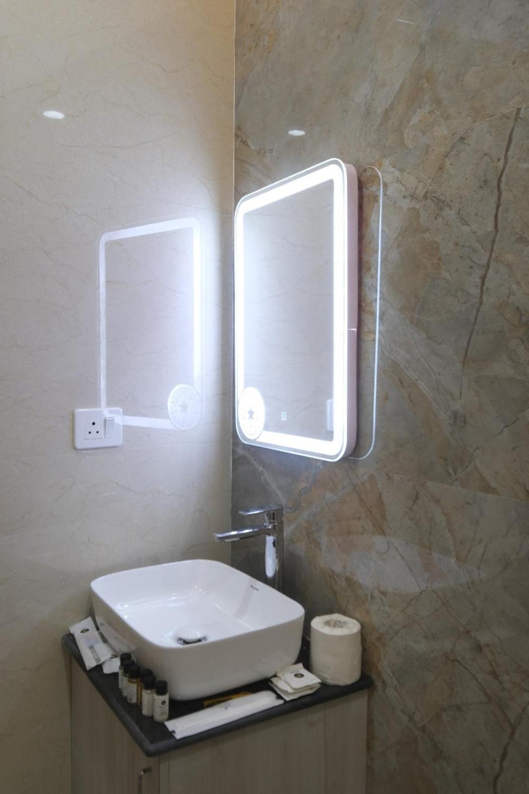 Hotel Sudarshan Ayodhya Dış mekan fotoğraf