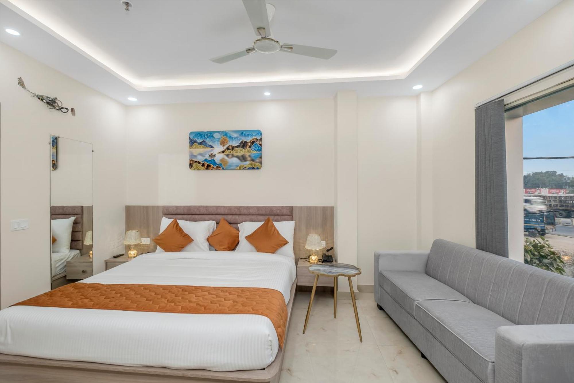 Hotel Sudarshan Ayodhya Dış mekan fotoğraf